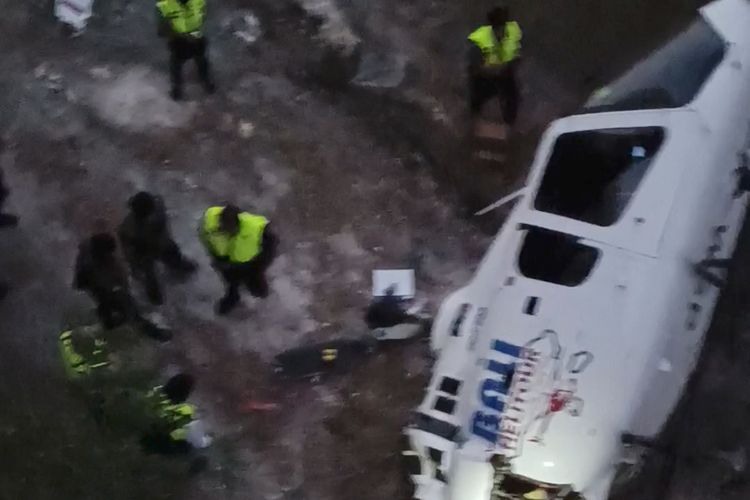 Penjelasan Polisi soal Kronologi Helikopter Jatuh di Badung Bali