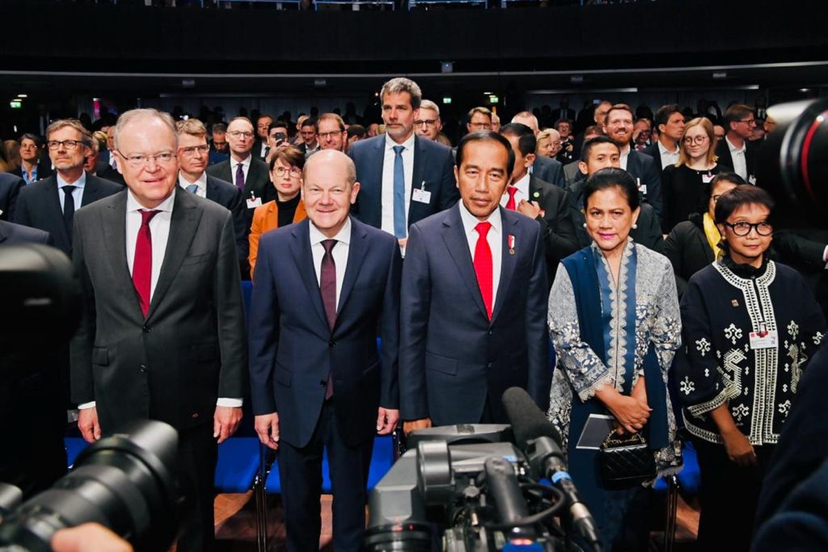 Presiden Joko Widodo menghadiri upacara pembukaan Hannover Messe 2023 di Hannover Congress Centrum, Hannover, Jerman, Minggu (16/4/2023) malam waktu setempat.