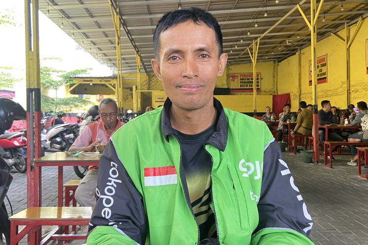 Ingin Jadi Contoh demi Anak, Kisah Driver Ojol yang Mulai Bikin Konten Bahasa Inggris