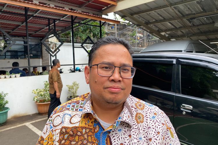 Ketua Bawaslu, Rahmat Bagja menyatakan tengah mendorong jajarannya untuk memproses laporan secara cepat sebelum masa kampanye dimulai pada 28 November 2023 saat ditemui di Kantor Bawaslu, Jakarta Pusat, Jumat (24/11/2023).