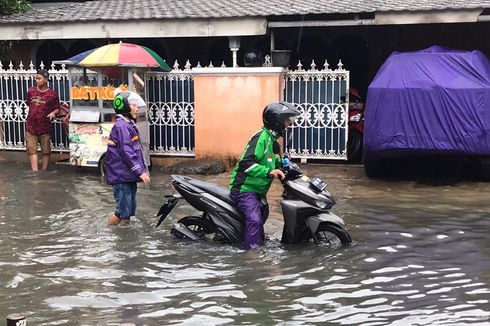 Membandingkan Anggaran Penanggulangan Banjir Anies Vs Ahok