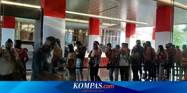 Pengunjung Mal di Semarang Membeludak dan Abaikan Jaga Jarak, Pengelola Dipanggil Satpol PP