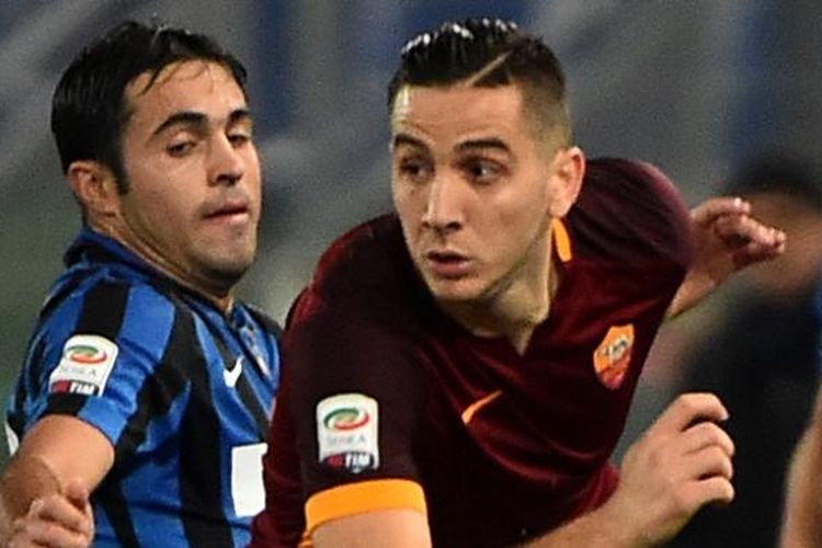 Bek tengah AS Roma, Kostas Manolas, tampil pada laga Serie A kontra Inter Milan di Stadion Olimpico, 19 Maret 2016.