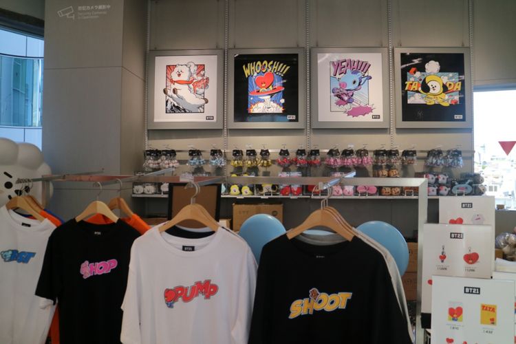 Kompas.com berkunjung ke lantai 3 Line Friends Store di Harajuku, Jepang, Jumat (29/6/2018). Lantai ini khusus menjuak pernak-pernik karakter BT21 dari boyband BTS.