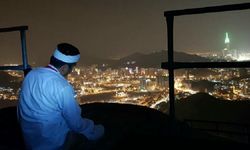 Dedi Mulyadi dan Hikmah Perjalanan ke Gua Hira 