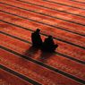 Apakah Boleh Tidur Saat Itikaf di Masjid? Temukan Jawabannya Di Sini