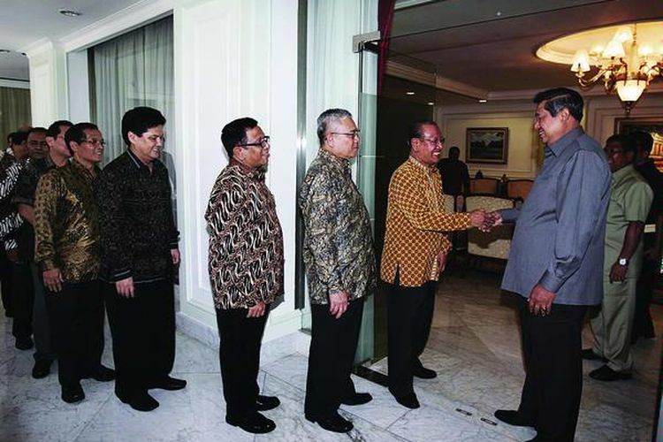 Presiden Susilo Bambang Yudhoyono menerima Panitia Pusat Hari Pers Nasional di Kantor Presiden, Jakarta, Rabu 27/1/2010). Hari Pers Nasional berlangsung di Palembang, Selasa (9/2/2010).