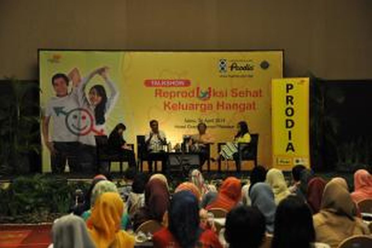 Laboratorium Klinik Prodia menyelenggarakan roadshow seminar nasional  bagi masyarakat umum di 18 kota besar di Indonesia dengan tema kesehatan reproduksi.