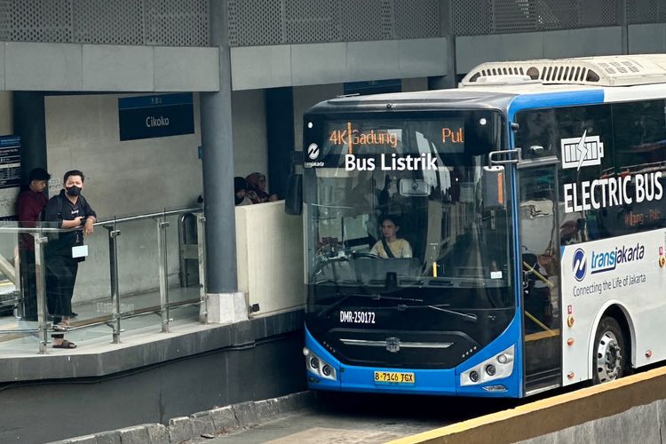 Tarif Transjakarta Naik Mulai 2027, Pengamat: Layanan Harus Nyaman, dan Rute Diperbanyak