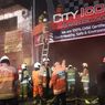 Hotel City Icon Residence Mangga Besar Terbakar, 6 Orang Dilarikan ke Rumah Sakit