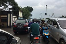 Jalan Menuju Soekarno-Hatta Macet akibat Perimeter Selatan Ditutup