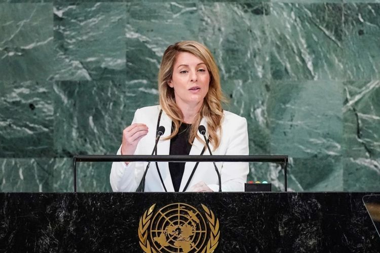 Menteri Luar Negeri Kanada Melanie Joly berbicara dalam sidang umum PBB ke-77 di markas PBB di New York, pada 26 September 2022.