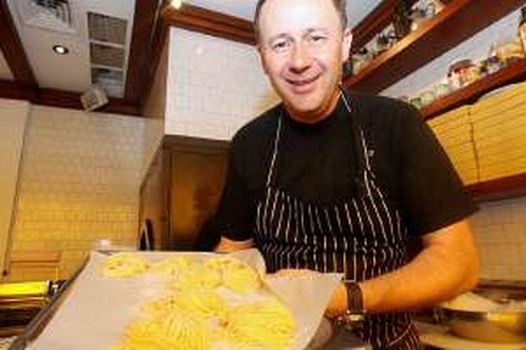 Luca Pezzera di Cafe Milano Grand Indonesia, Jakarta. 