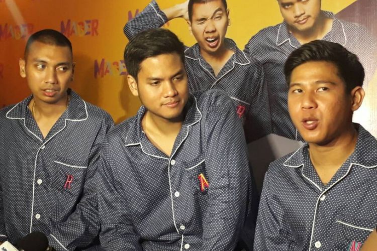 Grup musik RAN yang terdiri dari Rayi, Asta, dan Nino meluncurkan album kelima mereka bertajuk self-titled dalam bentuk fisik di Artotel Thamrin, Jakarta Pusat, Rabu (7/6/2017).