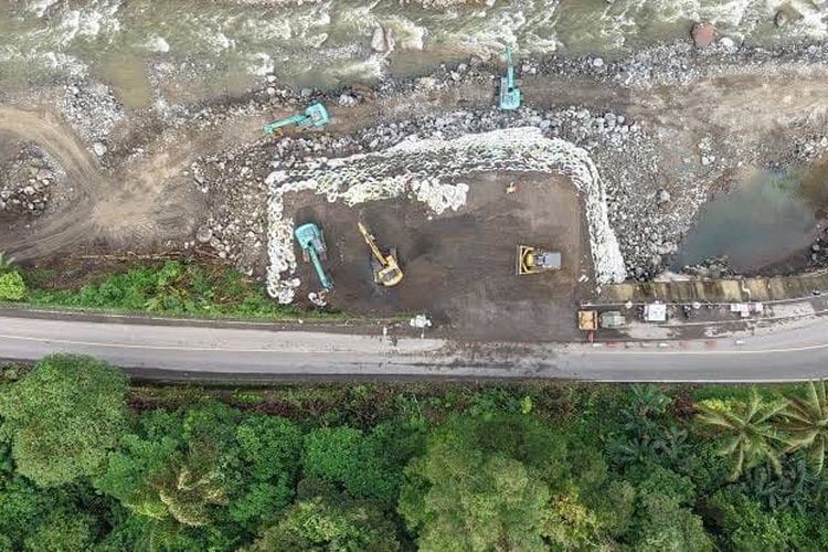 Jalan Lembah Anai Pulih, Rp 460 Miliar Digelontorkan untuk Pulihkan 20 Titik Kerusakan