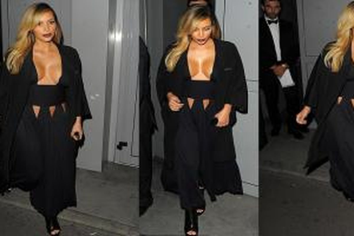 Kim Kardashian tampil di premier Paris Fashion Week 2014