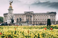Misinformasi Video Pria Telanjang yang Keluar dari Jendela Istana Buckingham, Bagaimana Faktanya?