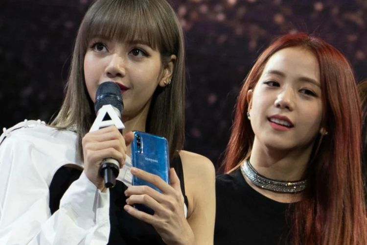 Di Endorse Samsung Para Personel Blackpink Tepergok Pakai Iphone Halaman All Kompas Com