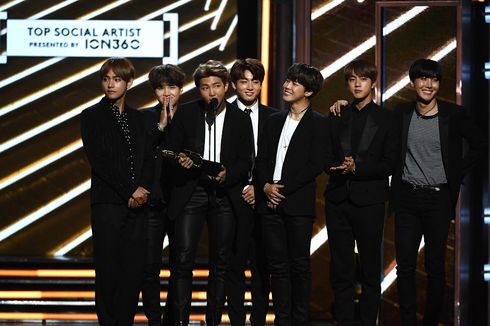 Bersaing dengan EXO, BTS Menang di Teen Choice Awards 2017