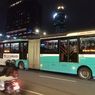 Warga Terjebak Macet di Gatot Subroto: Bikin Kesal Kendaraan Masuk Jalur Busway