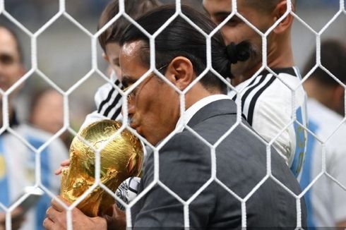 FIFA Selidiki Kasus Salt Bae Masuk Lapangan Selepas Final Piala Dunia 2022