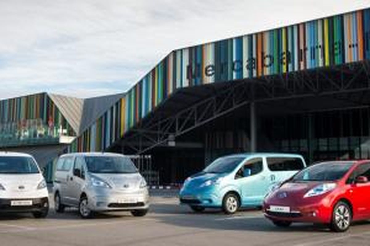 Ka-Ki (LEAF, e-NV200 Ludo, e-NV200 Combi & e-NV200 Van)