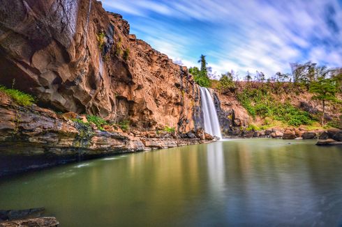 5 Wisata Air Terjun di Sukabumi, Ada Curug Sodong