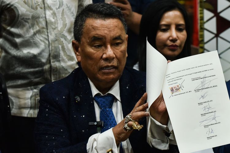 Celoteh Hotman Paris ke Jurnalis Berujung Permintaan Maaf