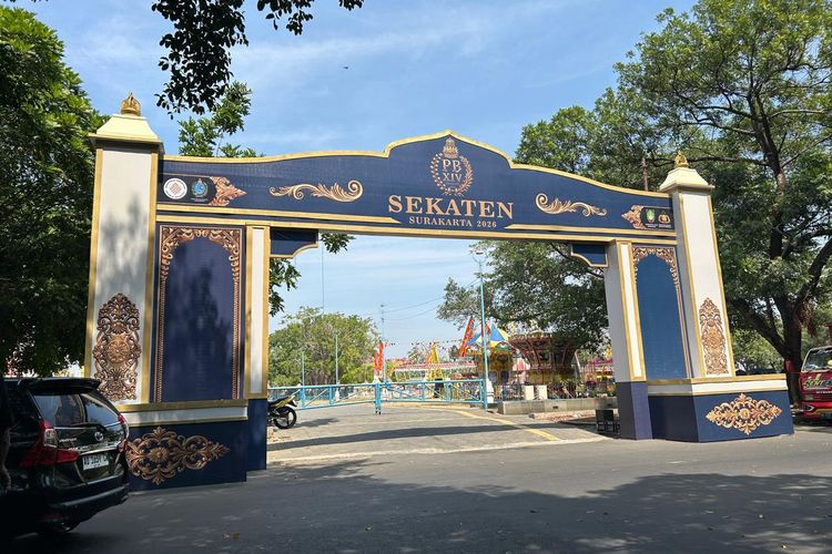 Logo Pemkot Solo Muncul di Gapura Sekaten, LDA: Ini Kerja Bareng