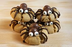 Resep Cookies Motif Laba-laba dan Kelelawar untuk Halloween