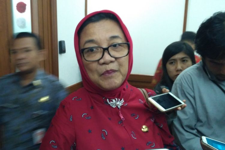 Kepala Dinas Pemberdayaan Perempuan, Pengendalian Penduduk, dan Keluarga Berencana DKI Jakarta, Dien Emmawati, di Balai Kota DKI Jakarta, Jumat (11/8/2017).  