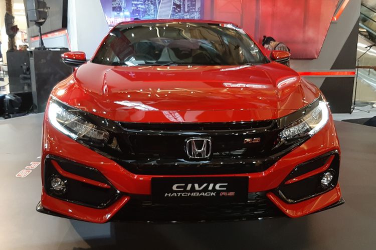 Pangkas 2 Varian, Honda Luncurkan Civic Hatchback RS