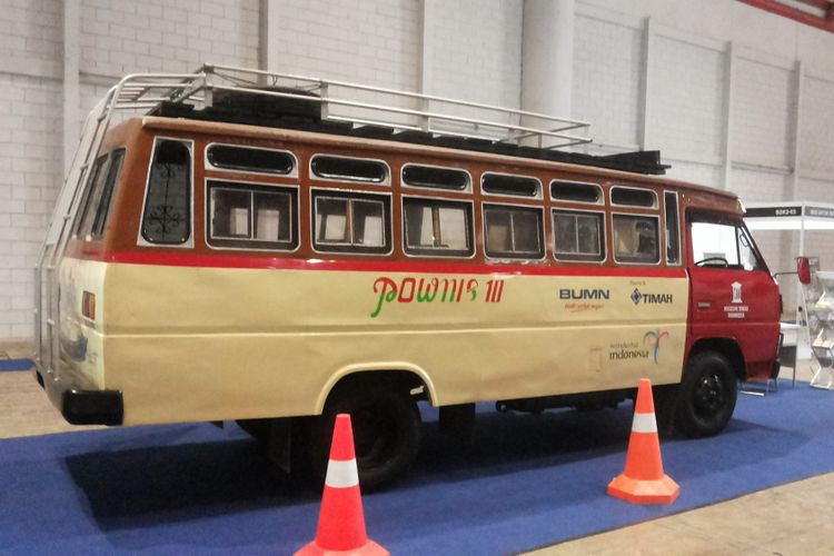 Bus Pownis asal Bangka menjadi satu dari beberapa bus lawas yang dipamerkan di acara Indonesia Classic N Unique Bus (Incubus) 2018 di Hall B Jakarta International Expo, Kemayoran, Jakarta Pusat pada 22-24 Maret 2018.
