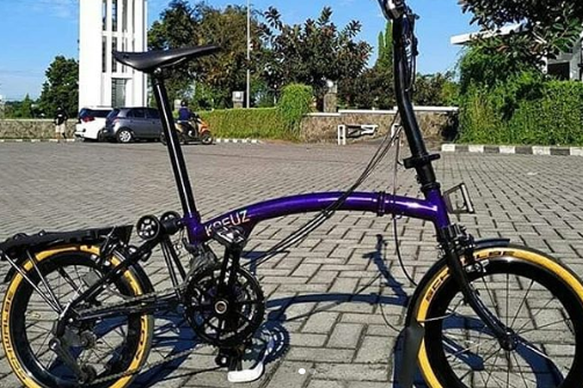 A Kreuz folding bike