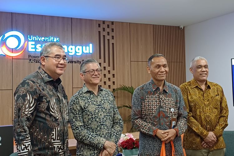 Gaet Arizona State University, Universitas Esa Unggul Tawarkan Program International College