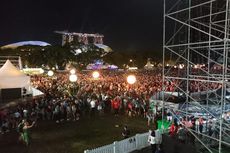 Penonton Berjingkrak Jelang Kualifikasi F1 GP Singapura 2022