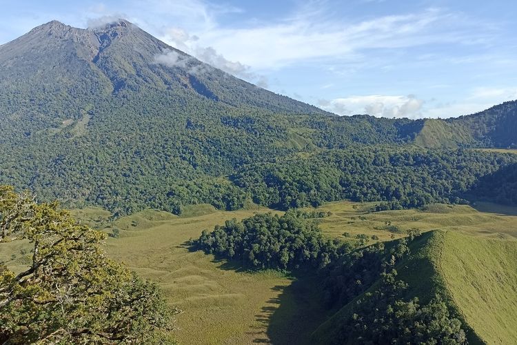 Suasana pemandangan di Bukit Kondo