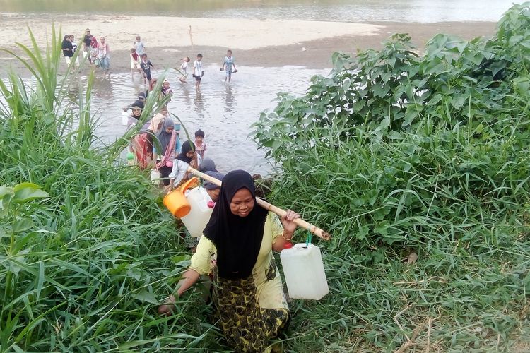 Krisis Air Bersih di Polman Meluas hingga Wilayah Pegunungan