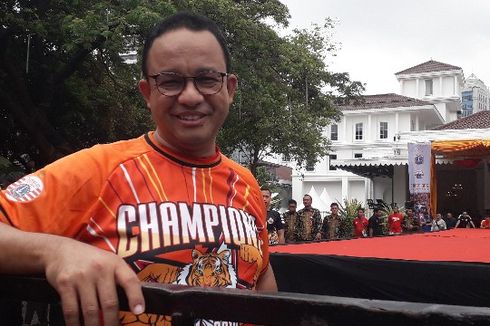 Anies Mengaku Selalu Diingatkan Jakmania soal Pembangunan Stadion