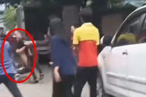 Aksi 'Bang Jago' di Gunung Putri Bogor, Palak Penjual Ayam Goreng dengan Menodongkan Pisau