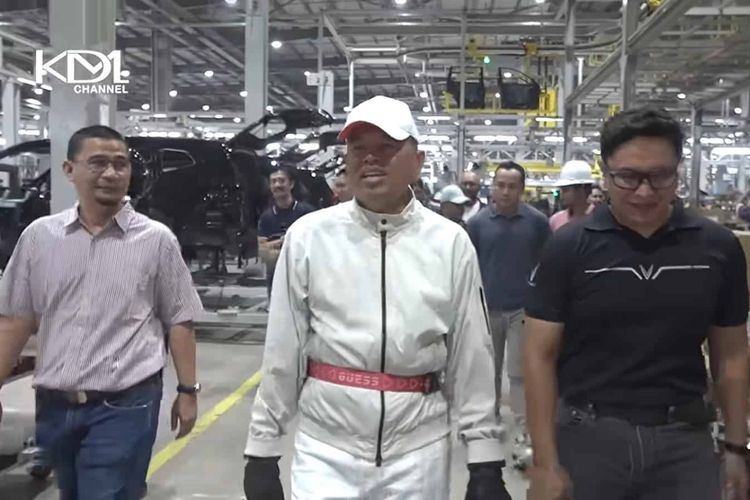 KDM Gagas Konsep Sopir Bisa Jadi Pemilik Taksi Listrik