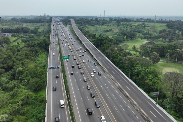 Pada puncak arus mudik, ada diskon tarif tol Jakarta Surabaya, di mana biaya tol Jakarta Surabaya dikorting menjadi Rp 528.000.