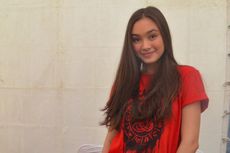 Kaki Caitlin Halderman Tertancap Celurit Saat Shooting DreadOut The Movie 