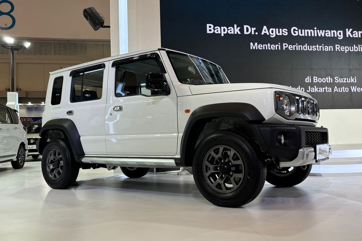  Suzuki Jimny 5-pintu White Rhino Edition resmi meluncur di Gaikindo Jakarta Auto Week (GJAW) 2024.