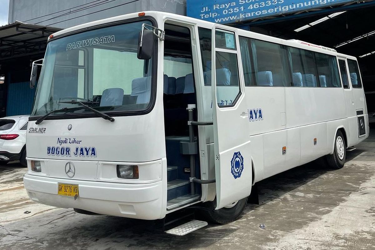 Karoseri Gunung Mas Luncurkan Bus Klasik PO Bogor Jaya