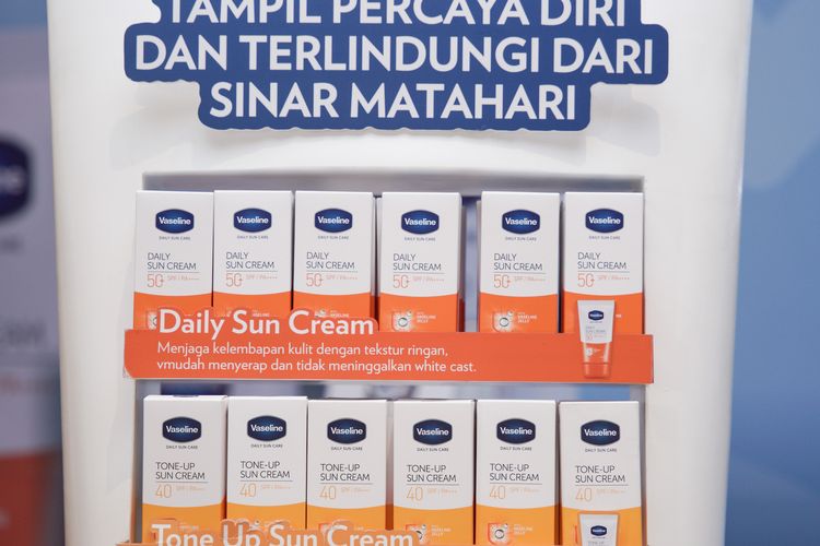 Rangkaian produk Vaseline Daily Sun Care