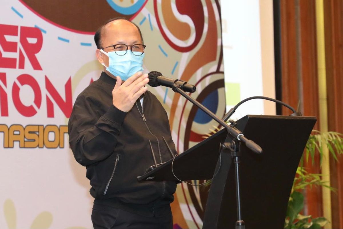 Sekretaris Jenderal Kemnaker, Anwar Sanusi memberikan sambutan Rakor Unit Pembina Jabatan Fungsional bertema `Proyeksi Masa Depan Jabatan Fungsional Pasca Penyetaraan dan Inpassing Nasional` di kota Bogor, Jawa Barat, Senin (5/4/2021). 

