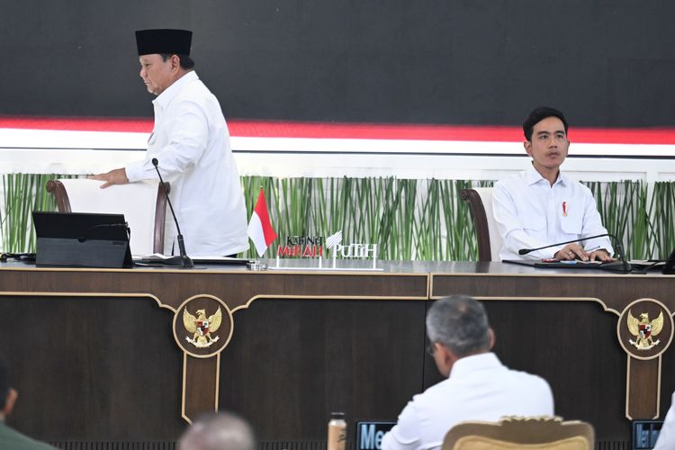 Manuver Politik Menggoyang Kursi Wakil Presiden