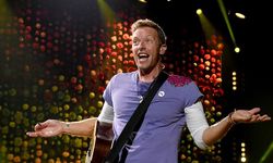 Anaknya Bekerja di Toko Pakaian, Chris Martin: Dia Punya Jalan Hidup Sendiri