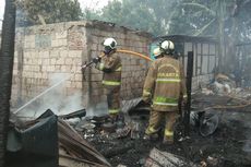 6 Rumah Semipermanen di Cakung Hangus Terbakar, Diduga akibat Korsleting